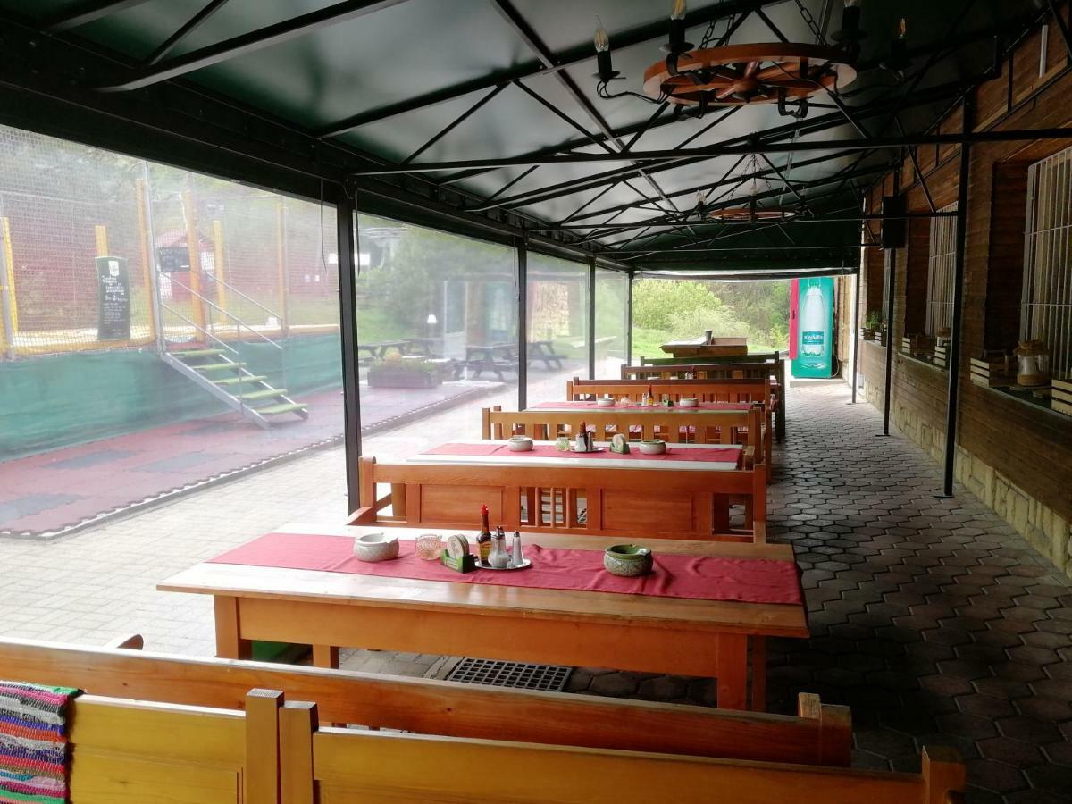 Penzion Zoo Pod Hresnou Kavecany Екстериор снимка